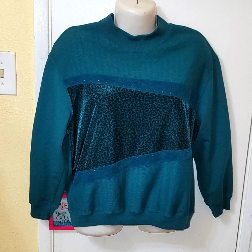 Blast Petites Med Vintage sweater 80's pullover color animal print green